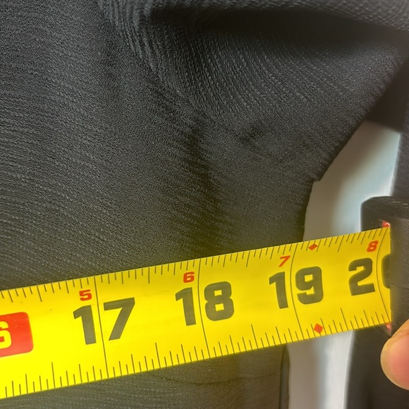 Chicos black sheer georgette blouse in size 1 (8-10) perfect for work or casual - Picture 8 of 9